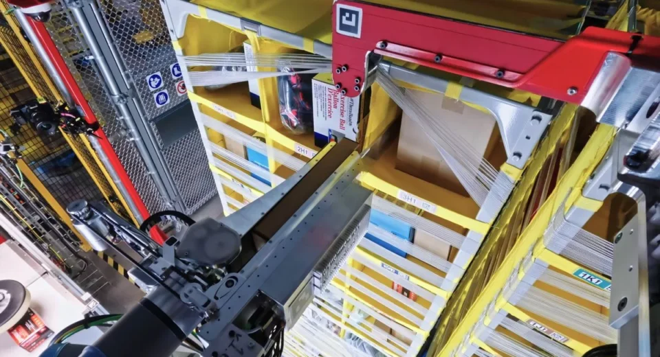 1 Vulcan Stow Still 2