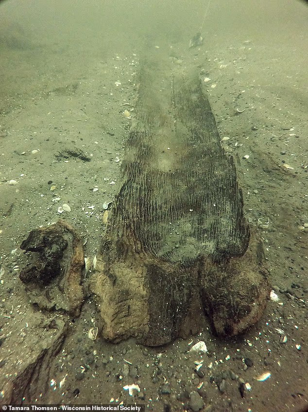 105450087 15456719 The discovery of ancient boats in Wisconsin has rewritten the ti a 22 1768248292215