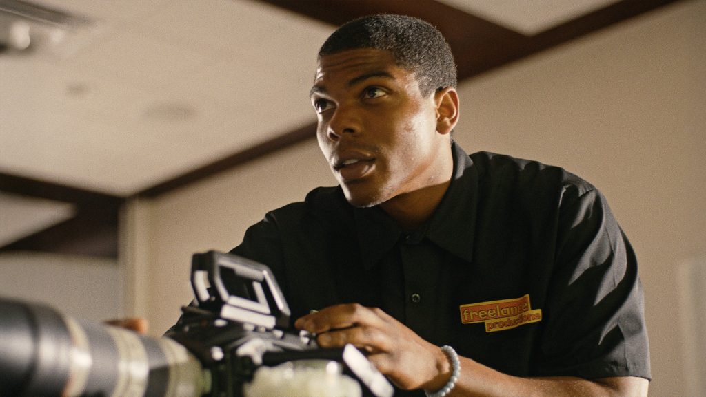 v0vza1vnbFreeLance Still 1