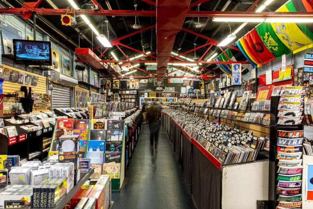 shopping in fells point the sound garden justin 1680x0 c default