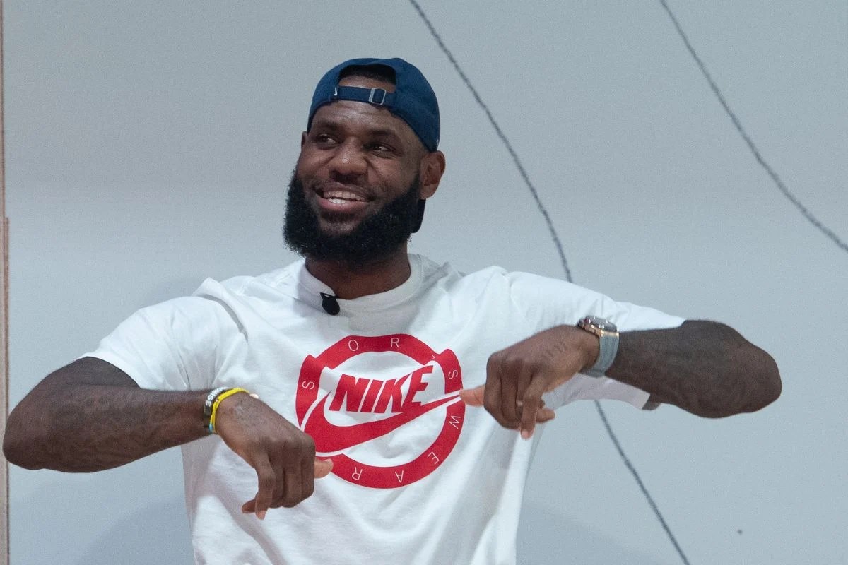 0 LeBron James Br